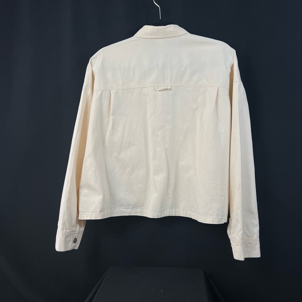 Eesome Off-White Button-Up Jacket - Picture 2 of 4
